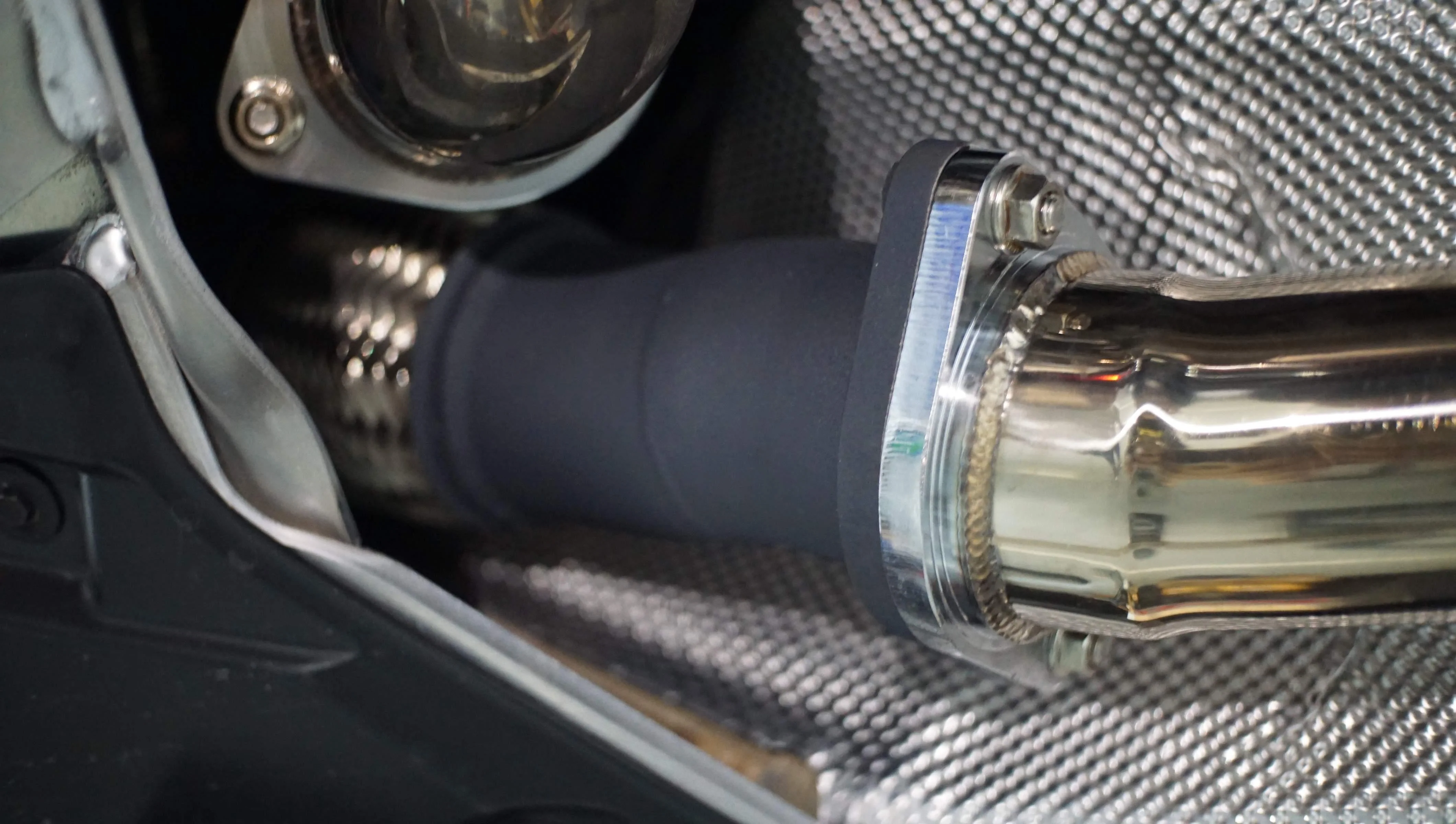 ARMYTRIX | BMW G8x M3/M4 Downpipes 200 cell / Catless - Image 3