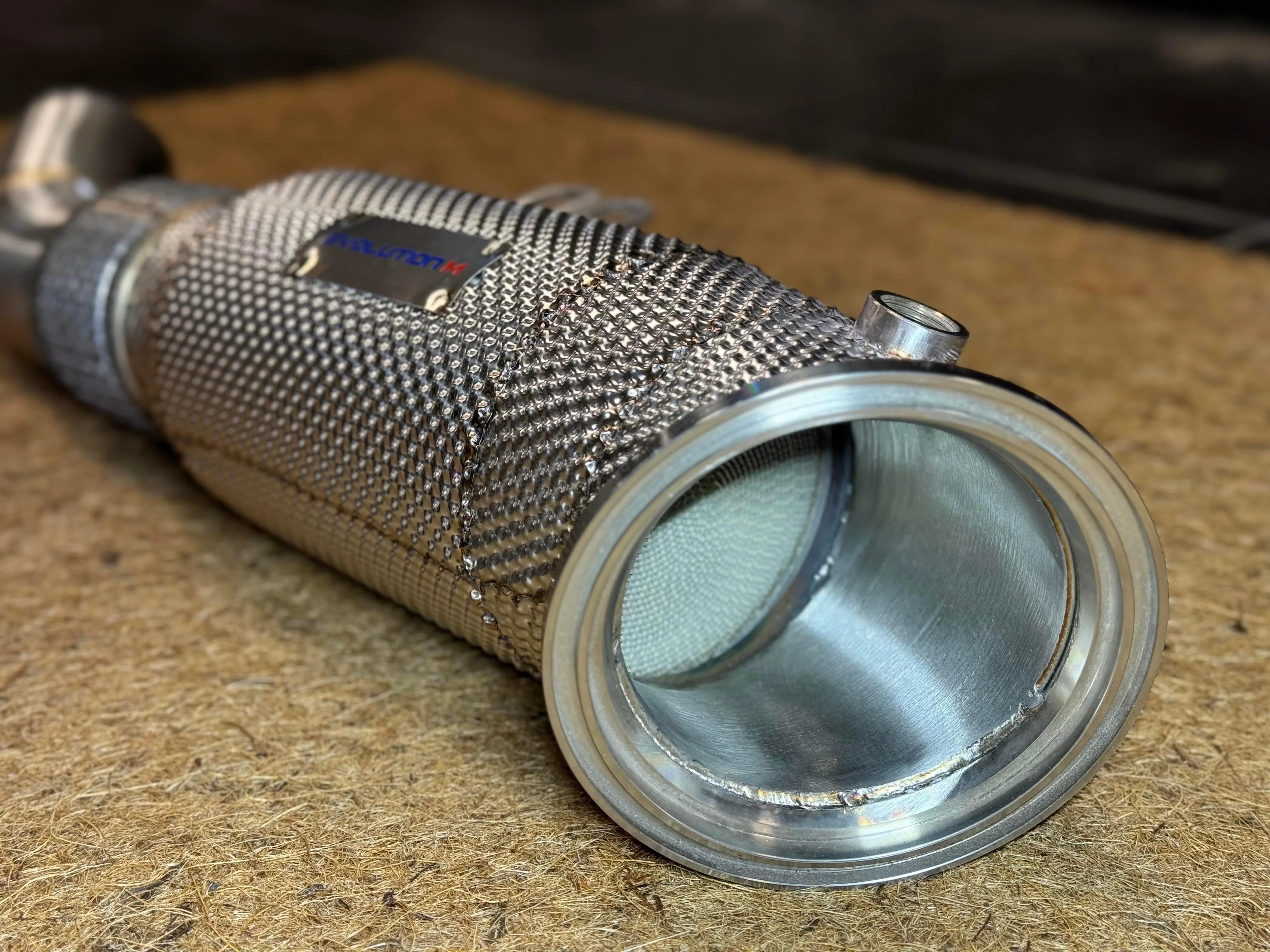 EVOLUTION M | B58 Gen.1 Downpipe (Catless or 200 cell) - Image 6