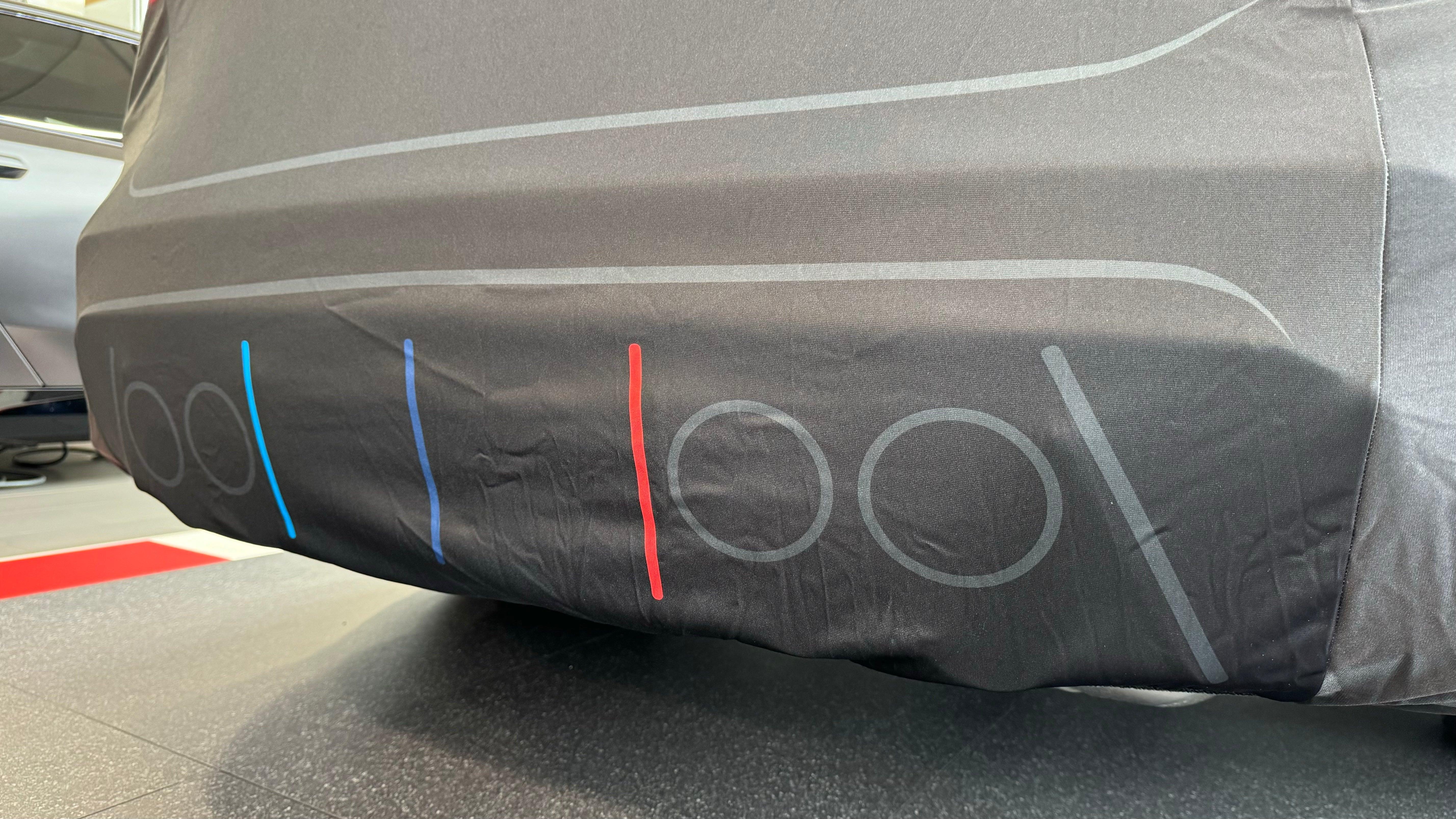 EVOLUTION M | BMW M3/M4 G8x (indoor) Car Cover - Image 11