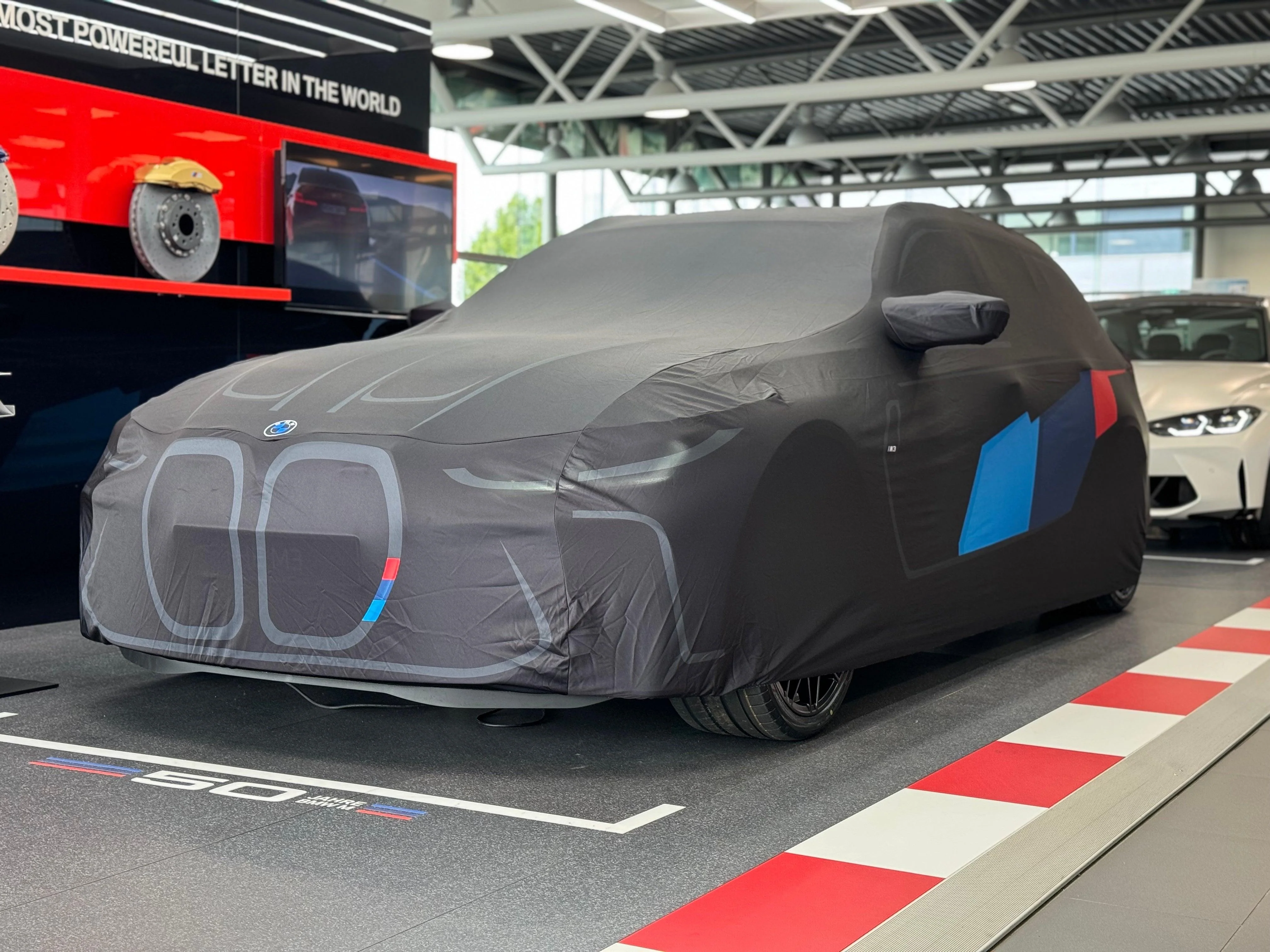EVOLUTION M | BMW M3/M4 G8x (indoor) Car Cover - Image 14